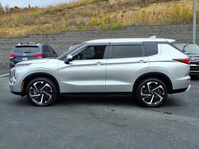 2024 Mitsubishi Outlander SEL