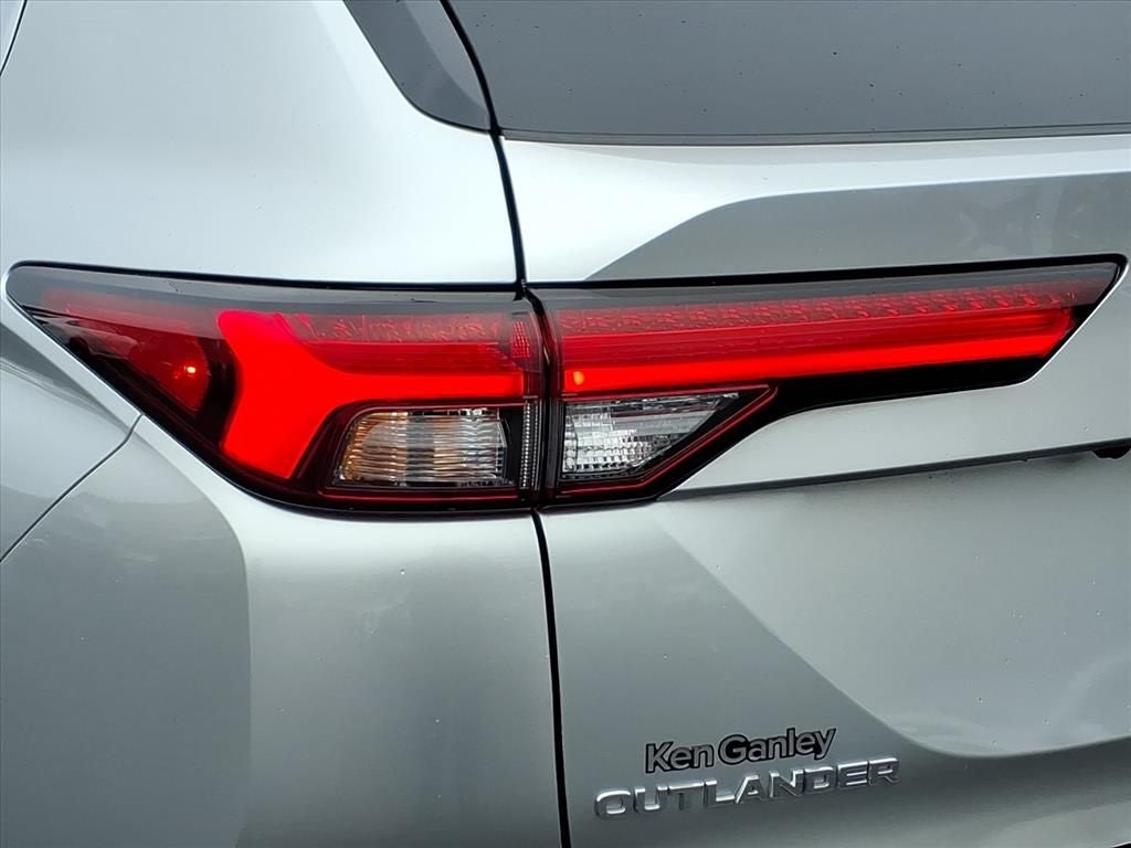 2024 Mitsubishi Outlander SEL