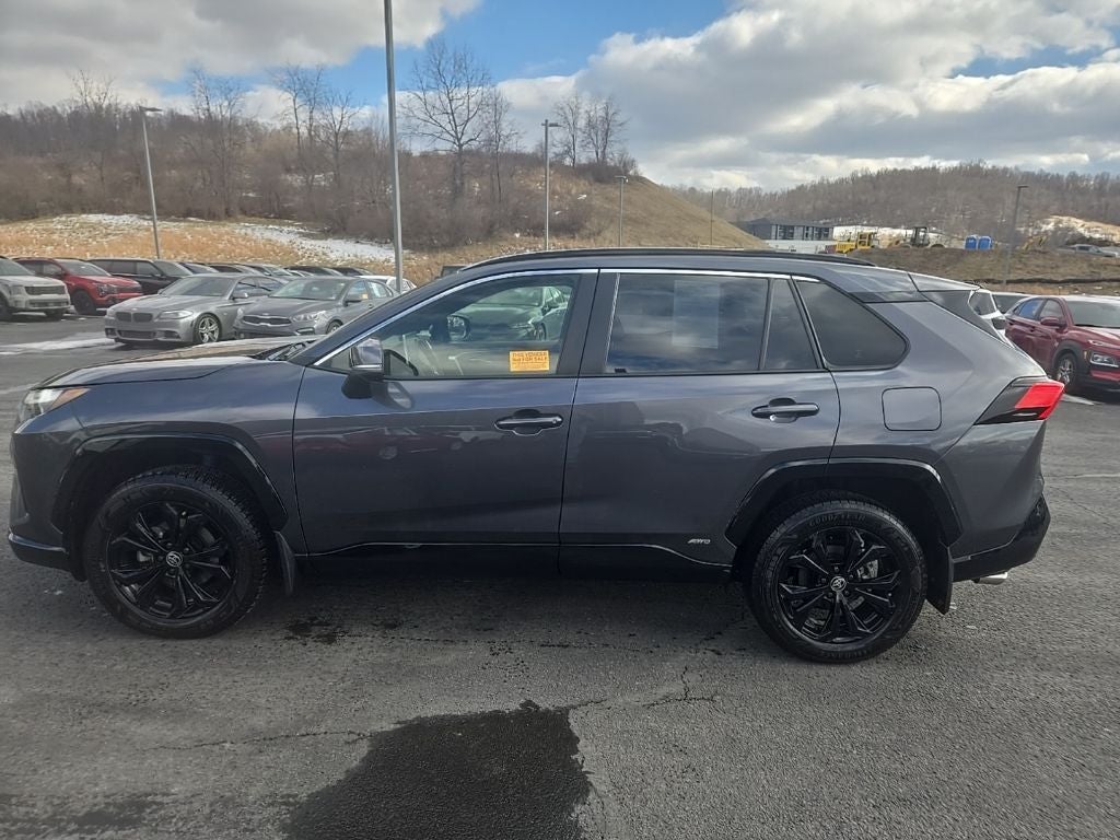 2023 Toyota RAV4 Hybrid SE