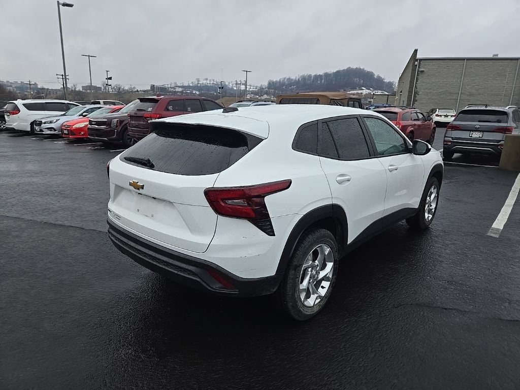 2024 Chevrolet Trax LS