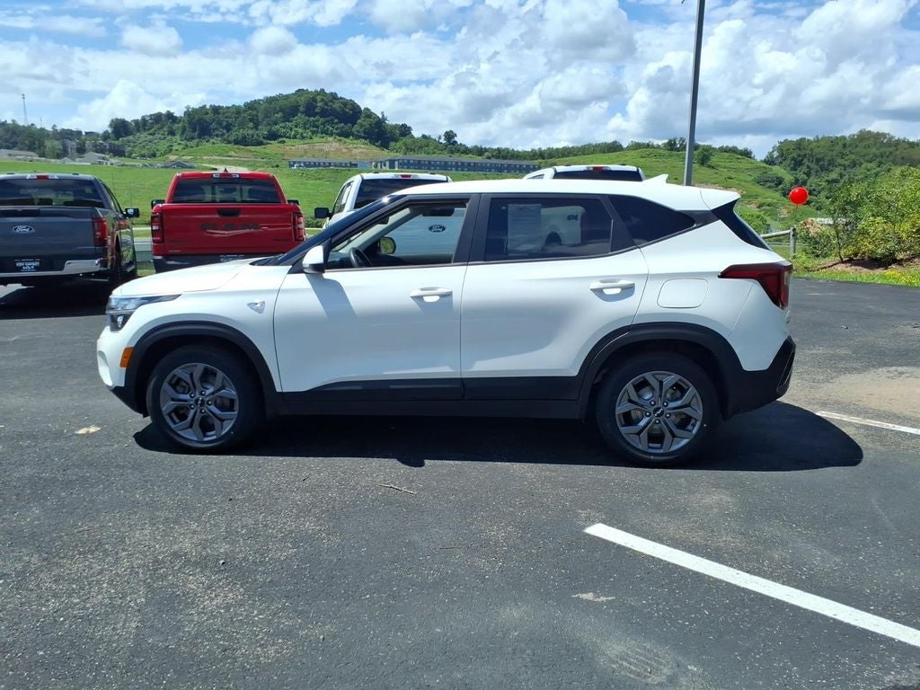 2024 Kia Seltos LX