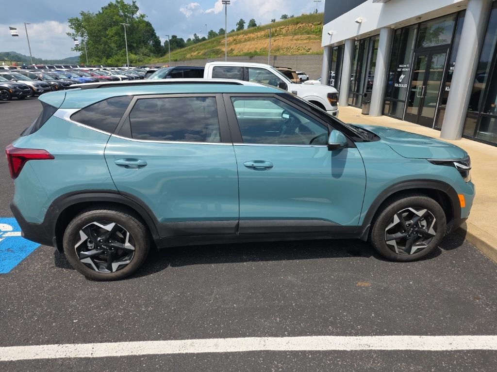 2025 Kia Seltos EX