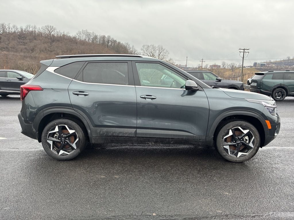 2025 Kia Seltos EX