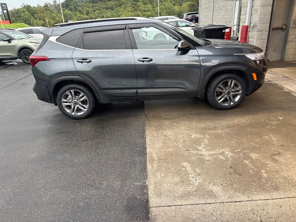 2021 Kia Seltos S