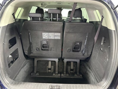 2023 Kia Carnival LX Seat Package