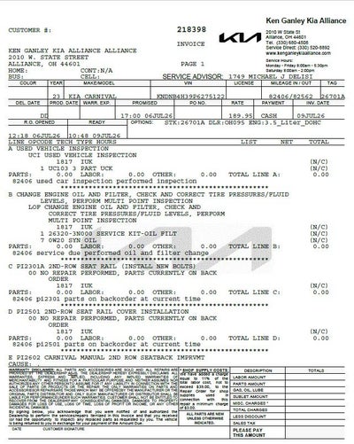 2023 Kia Carnival LX Seat Package