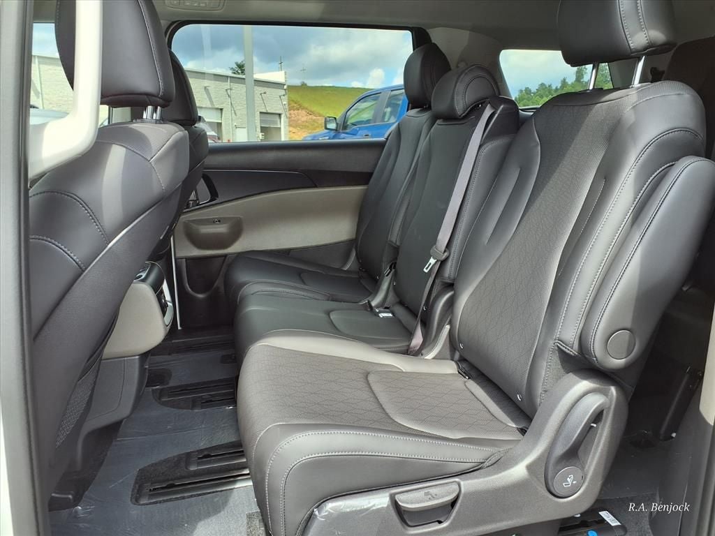 2026 Kia Carnival Hybrid LXS