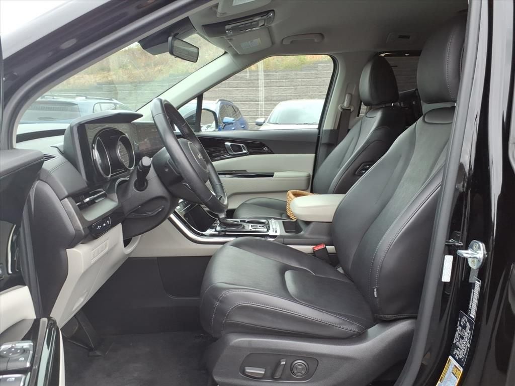 2022 Kia Carnival SX