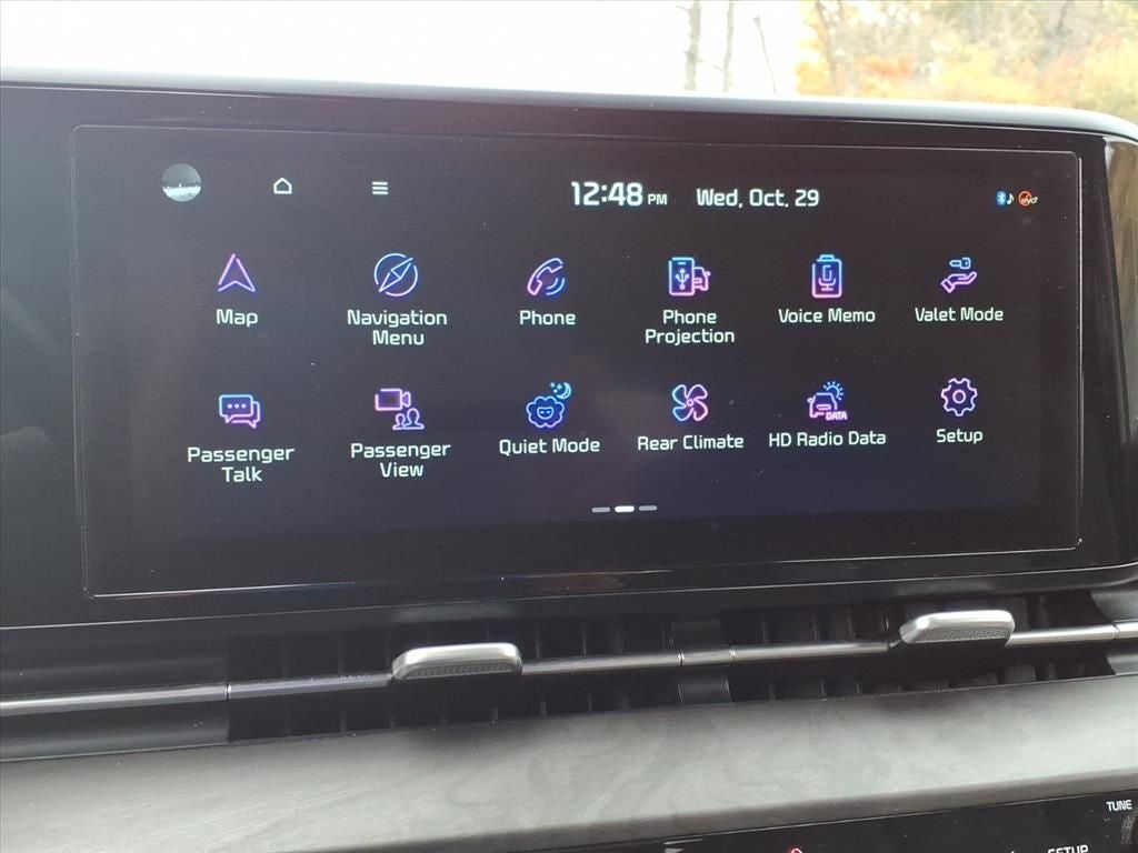 2022 Kia Carnival SX