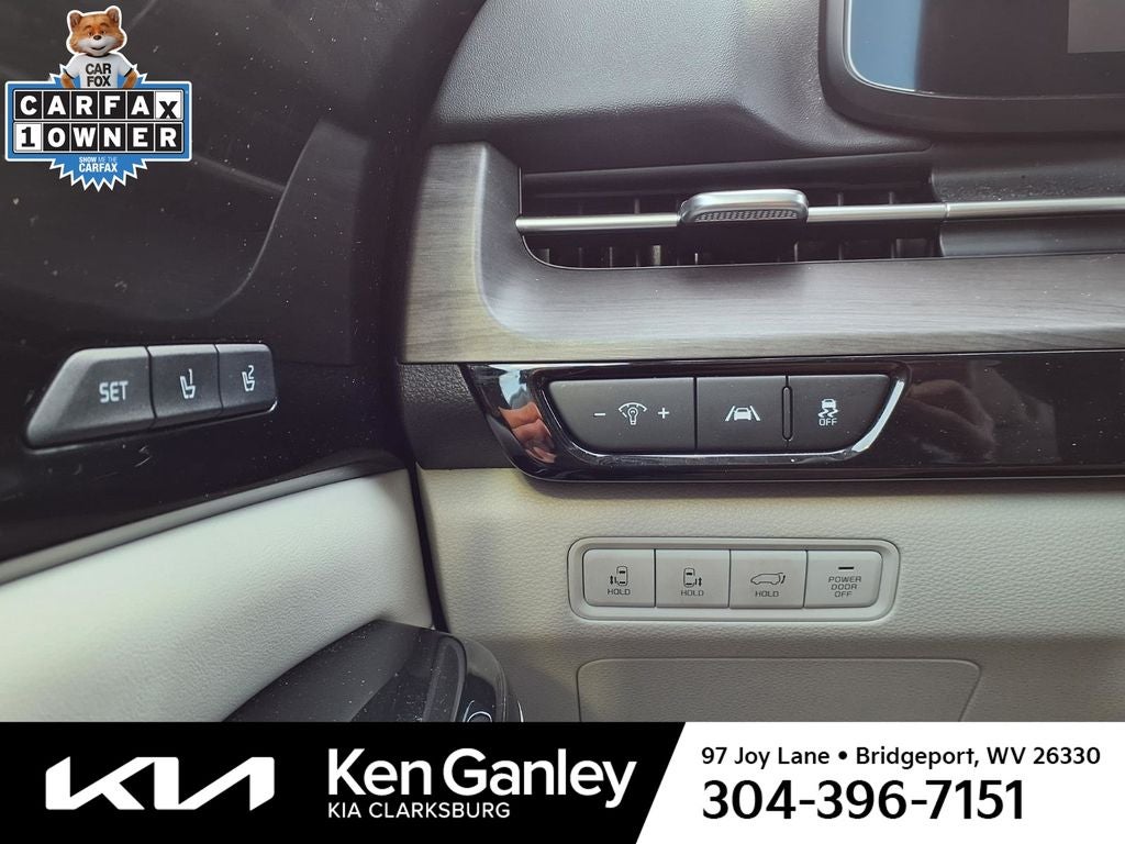 2024 Kia Carnival SX