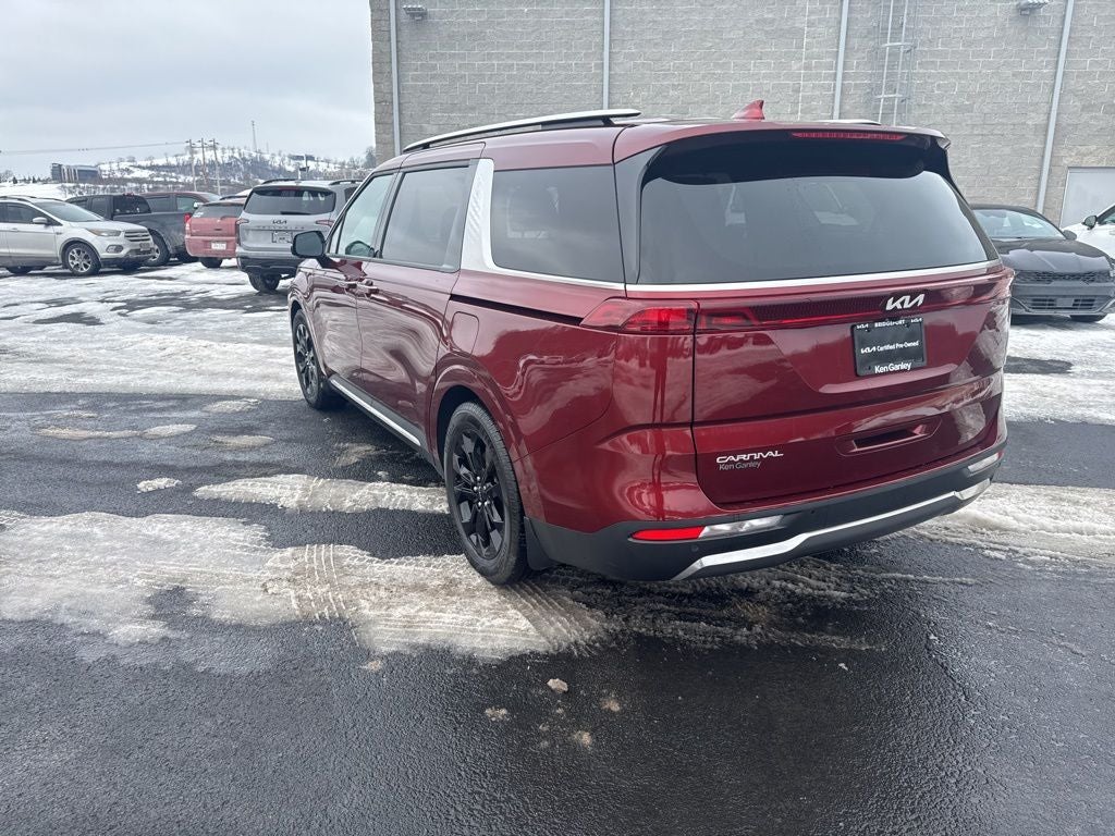 2024 Kia Carnival SX