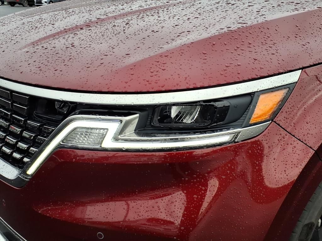 2024 Kia Carnival SX