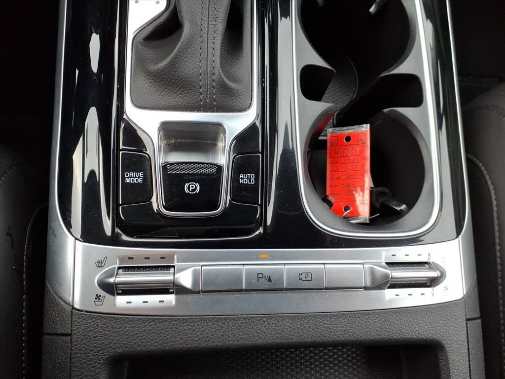 2024 Kia Carnival SX