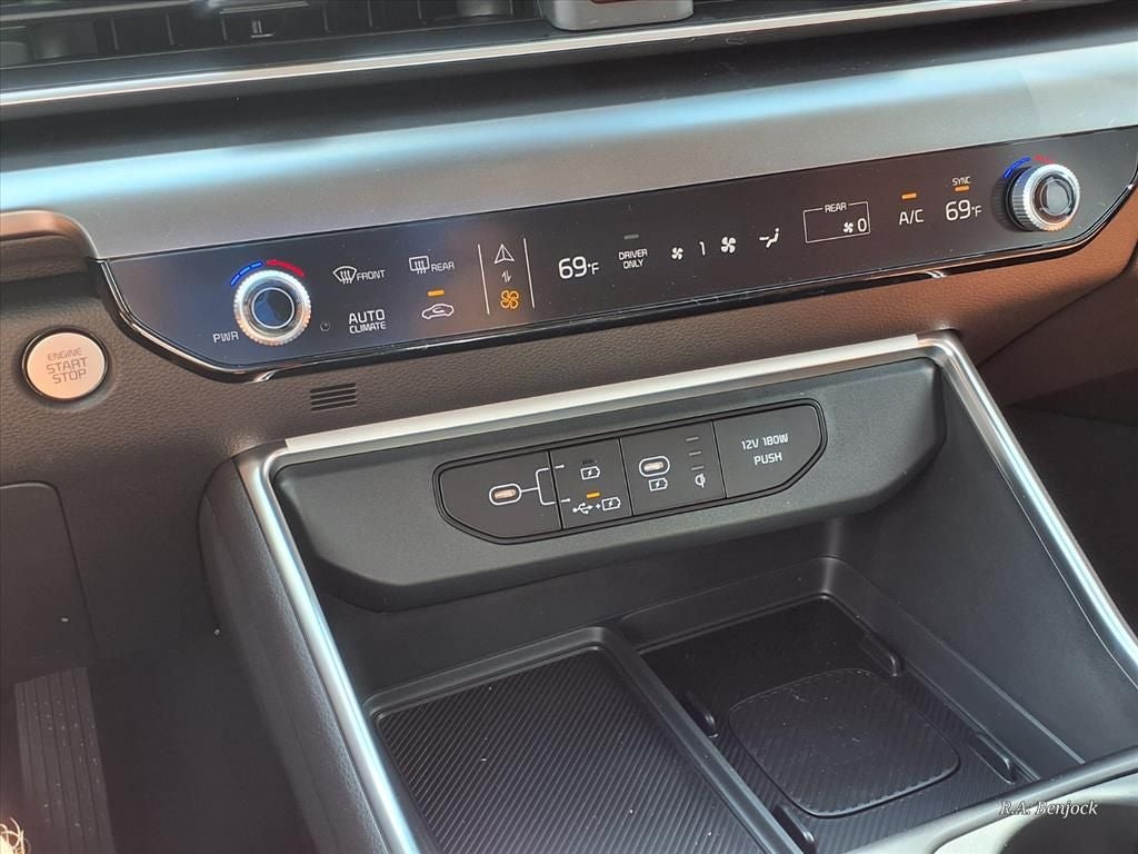 2026 Kia Carnival Hybrid SX