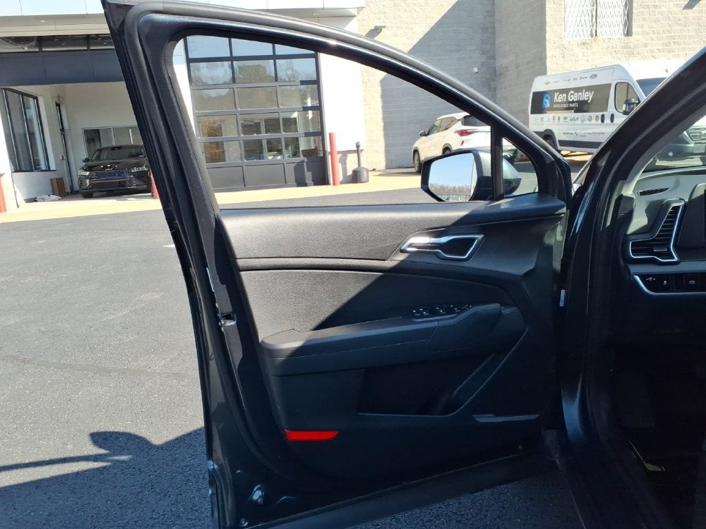 2025 Kia Sportage LX
