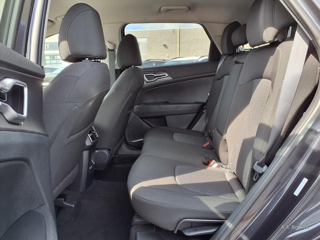 2026 Kia Sportage Hybrid S