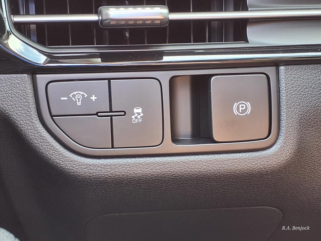 2026 Kia Sportage Hybrid S