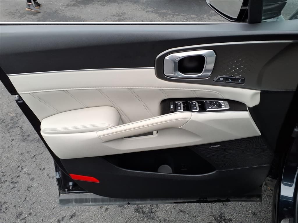 2023 Kia Sorento Plug-In Hybrid SX Prestige