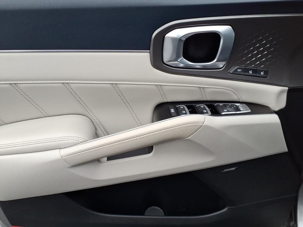 2023 Kia Sorento Plug-In Hybrid SX Prestige