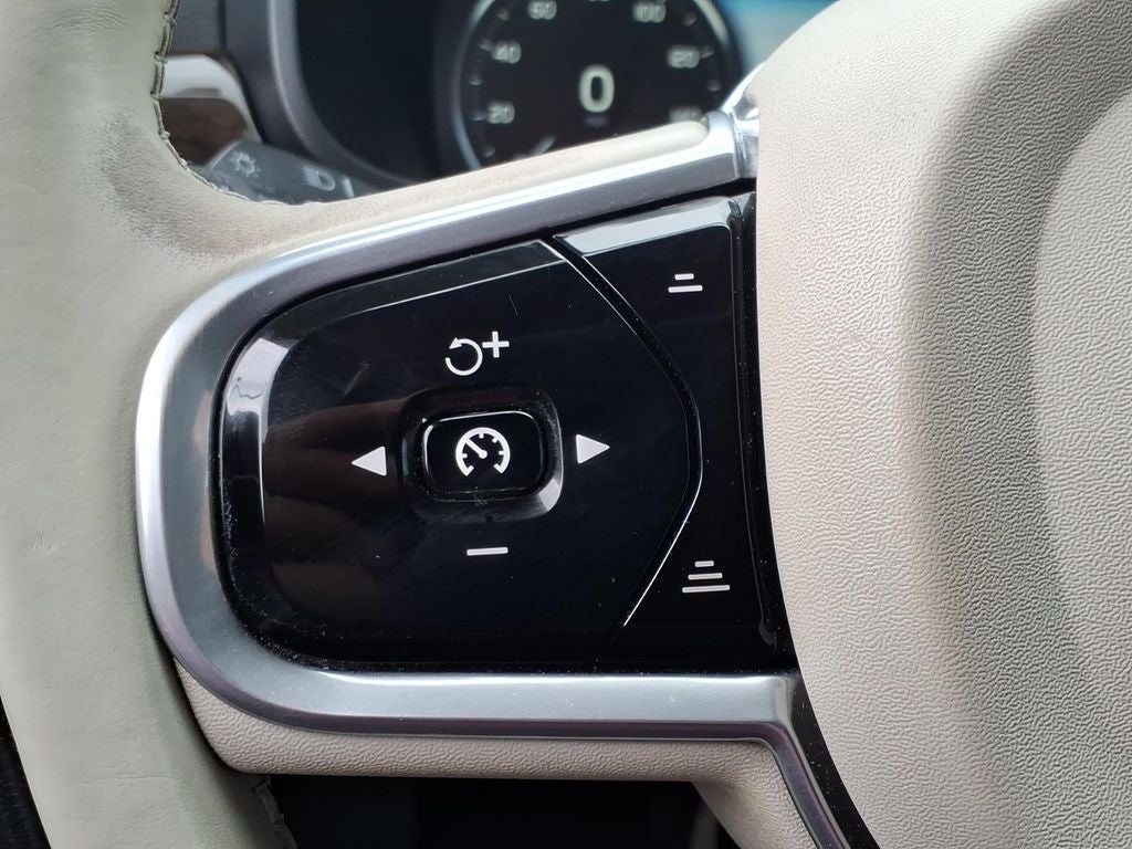 2018 Volvo S90 T5 Momentum
