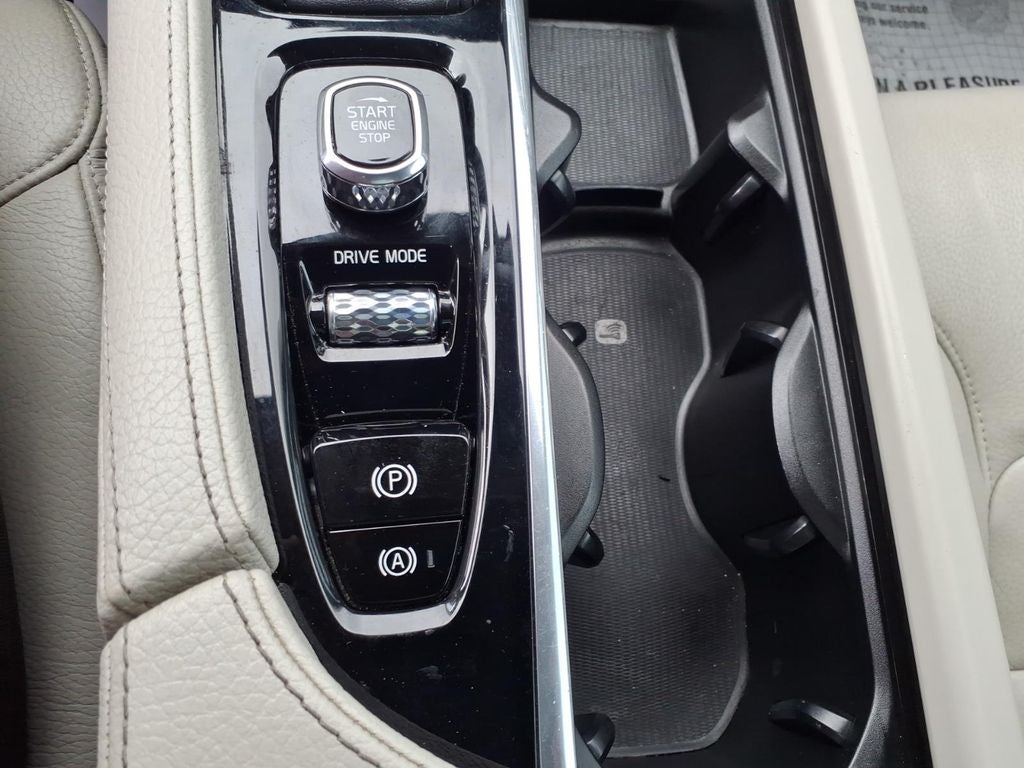 2018 Volvo S90 T5 Momentum