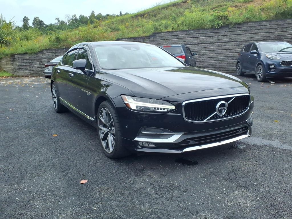 2018 Volvo S90 T5 Momentum